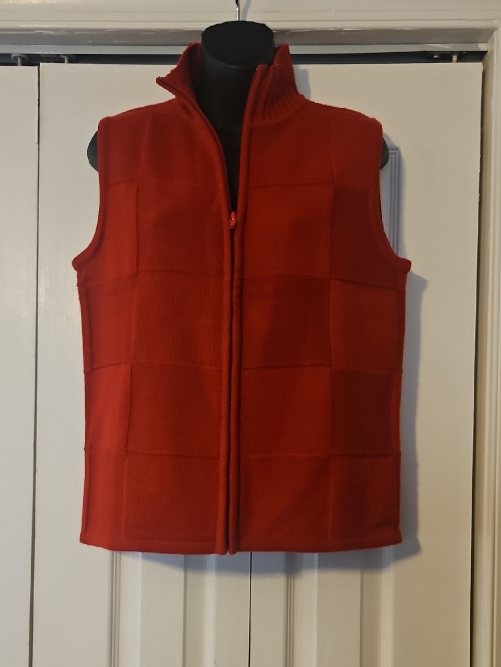 Crystal Kobe Red Quilted Knit Zip Vest